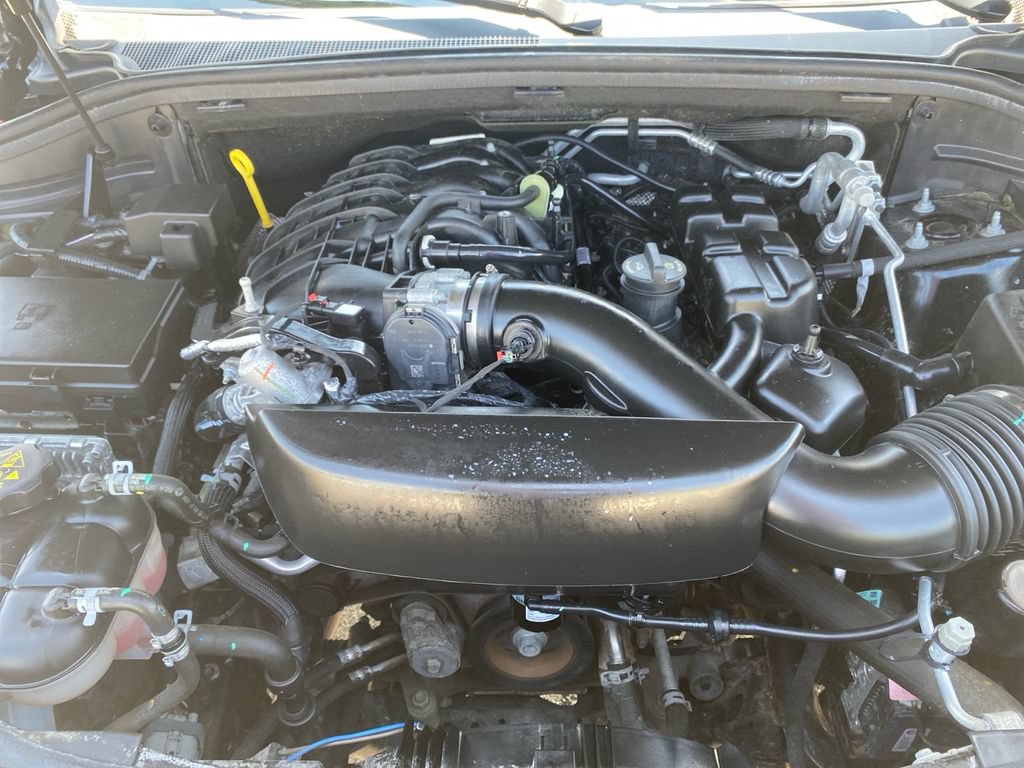 Used 2022 Dodge Durango SXT w/ Blacktop Package AWD/4WD image 33