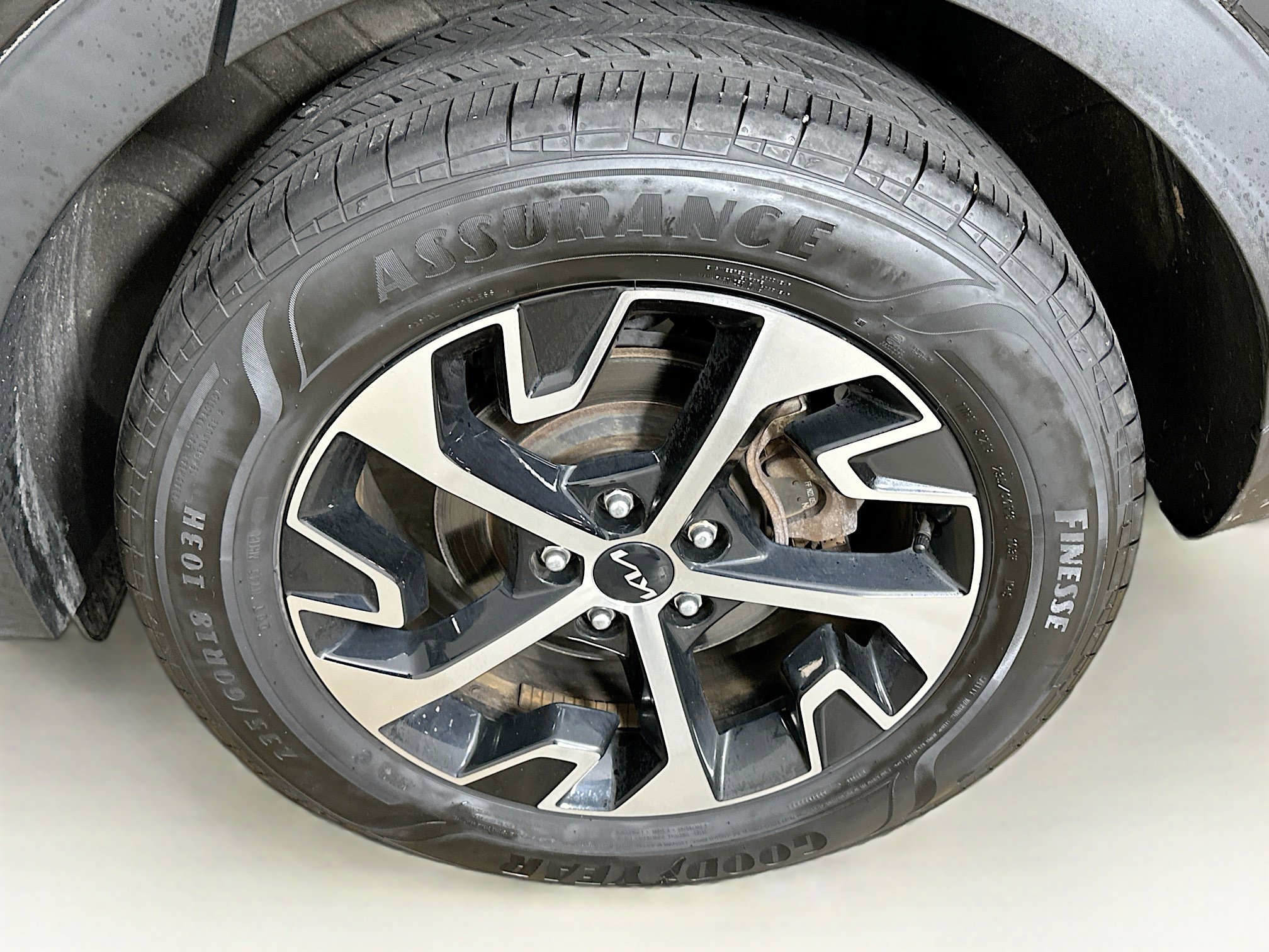 Used 2023 Kia Sportage EX image 11