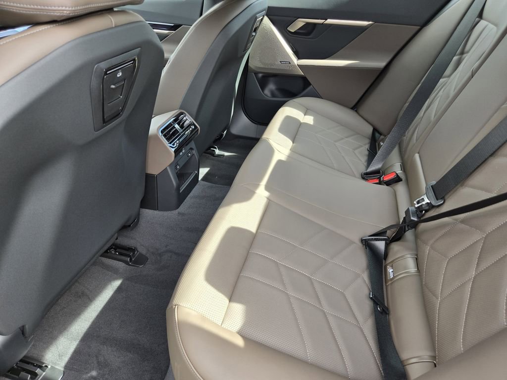 New 2026 BMW i5 eDrive40 w/ Premium Package AWD/4WD image 31