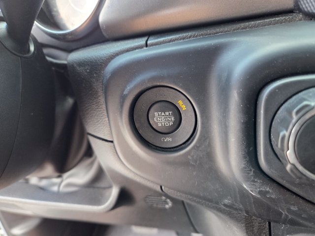 Used 2023 Jeep Wrangler Sport AWD/4WD image 28