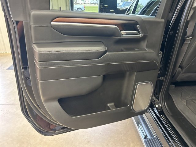 Used 2025 GMC Sierra 3500 Denali w/ Denali Reserve Package image 33