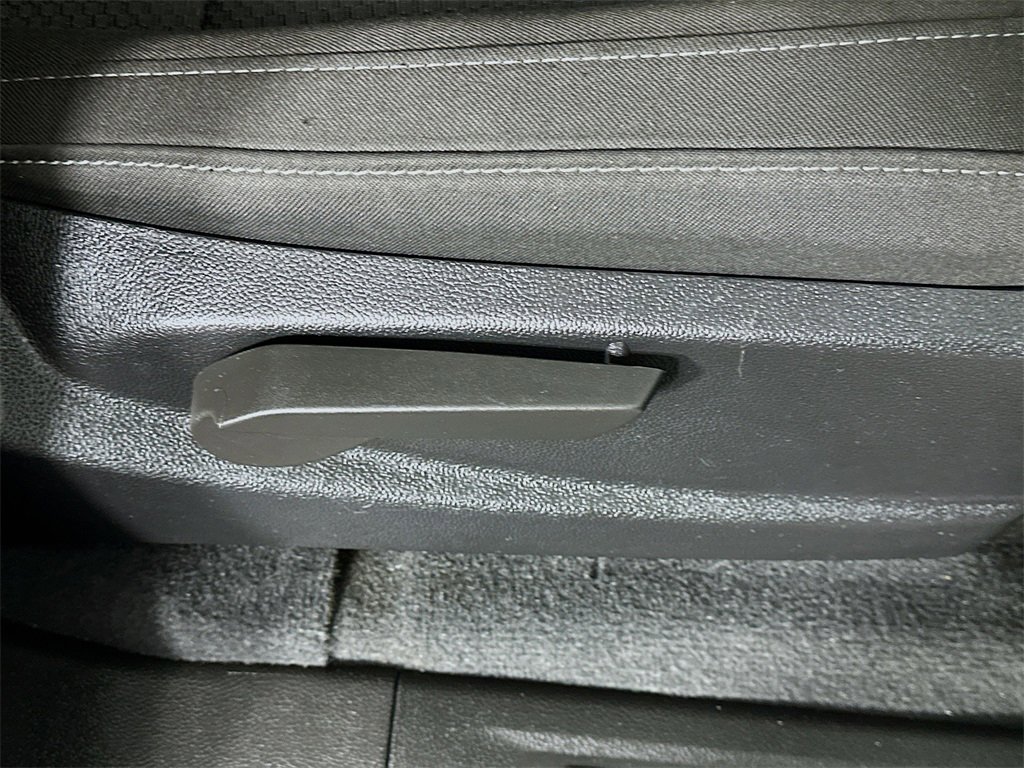 Used 2019 Chevrolet Colorado LT w/ LT Convenience Package image 22