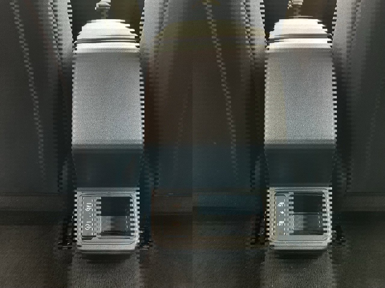 Used 2025 Kia K4 LXS image 18