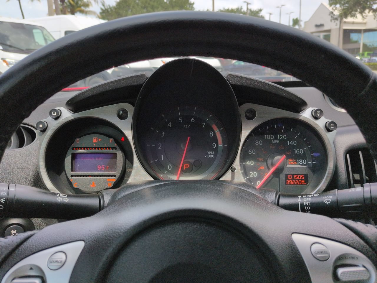 Used 2017 Nissan 370Z Coupe RWD image 22