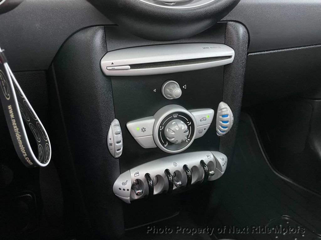 Used 2010 MINI Cooper Hardtop image 22
