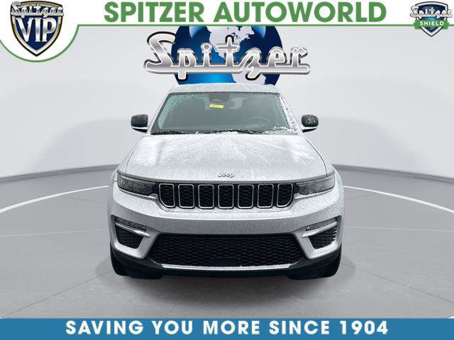 Certified 2023 Jeep Grand Cherokee Limited AWD/4WD image 3
