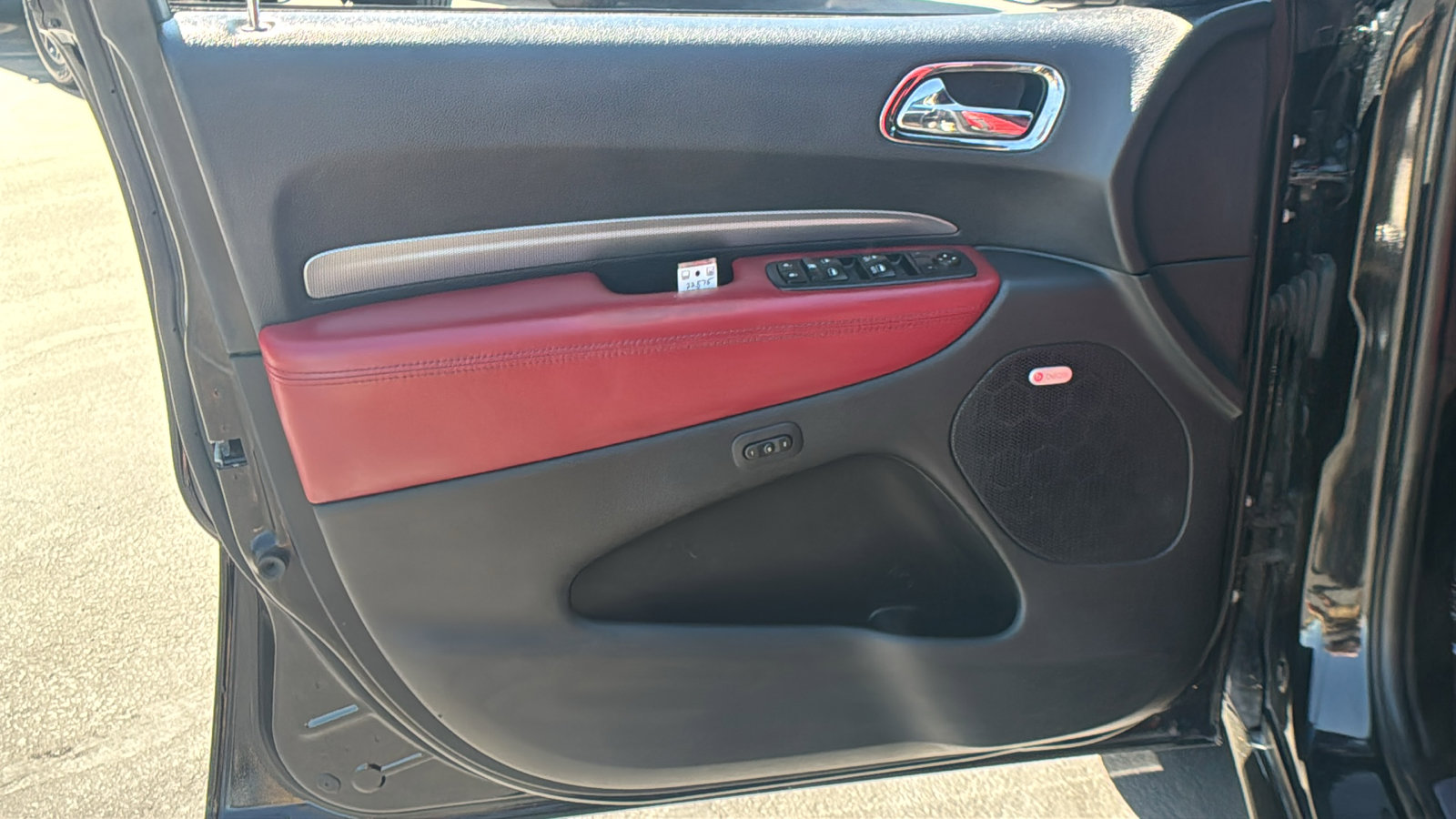 Used 2018 Dodge Durango R/T w/ Technology Group image 28