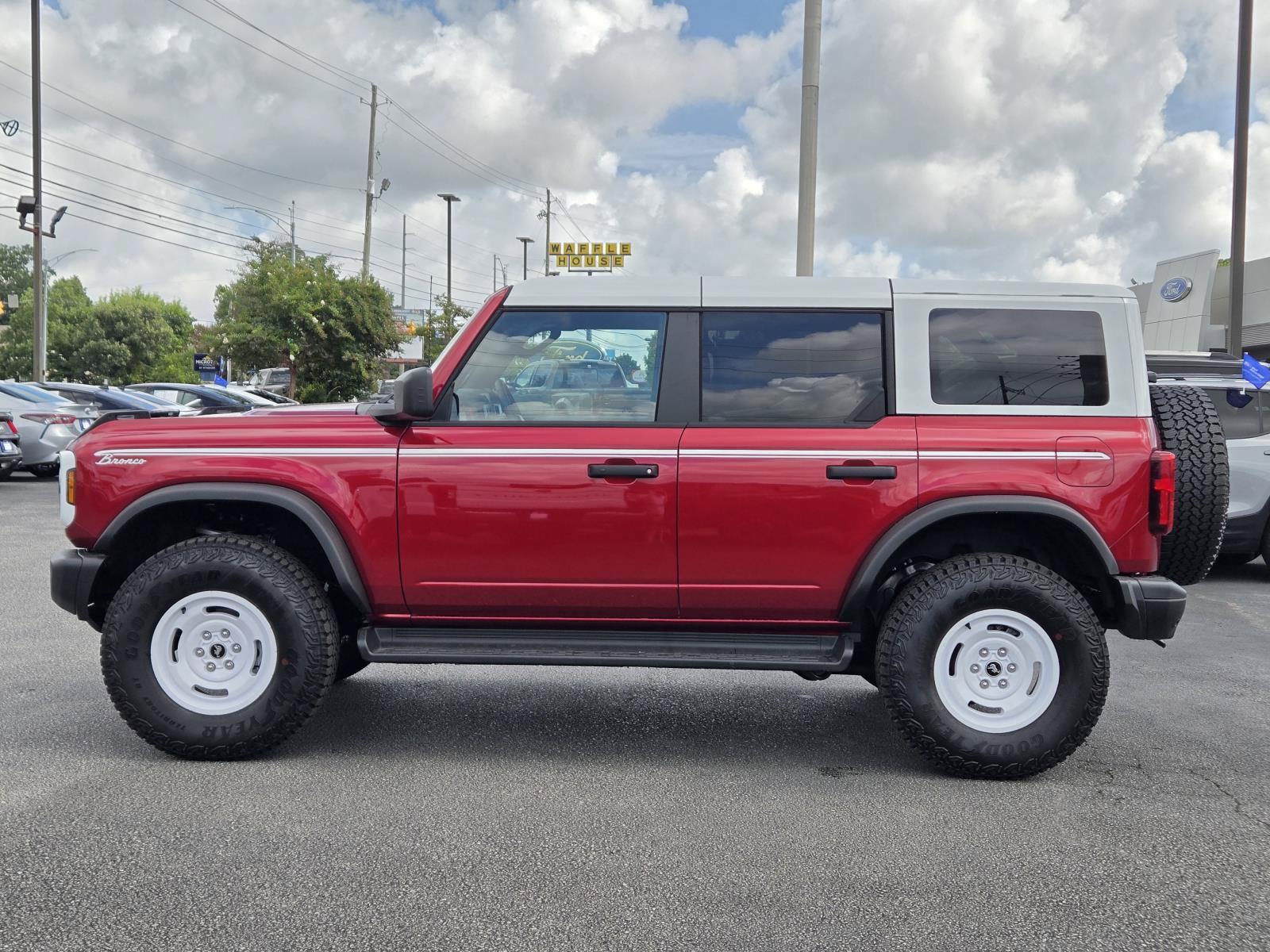 New 2026 Ford Bronco Heritage Edition AWD/4WD image 13