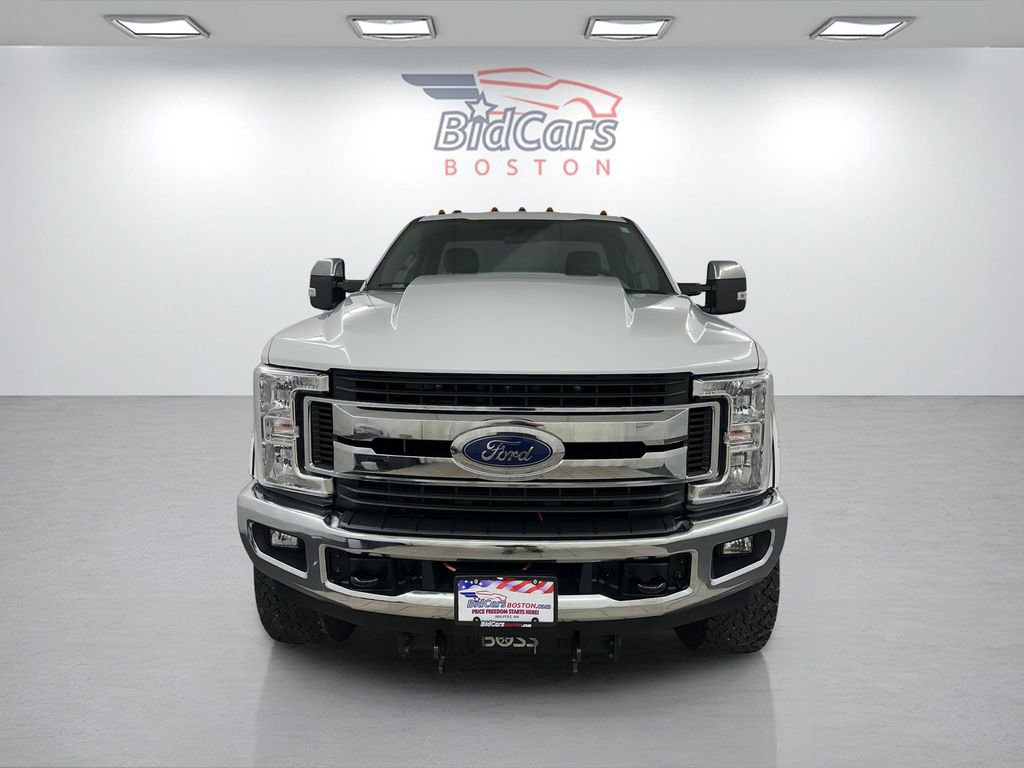 Used 2019 Ford F250 XL w/ STX Appearance Package image 2