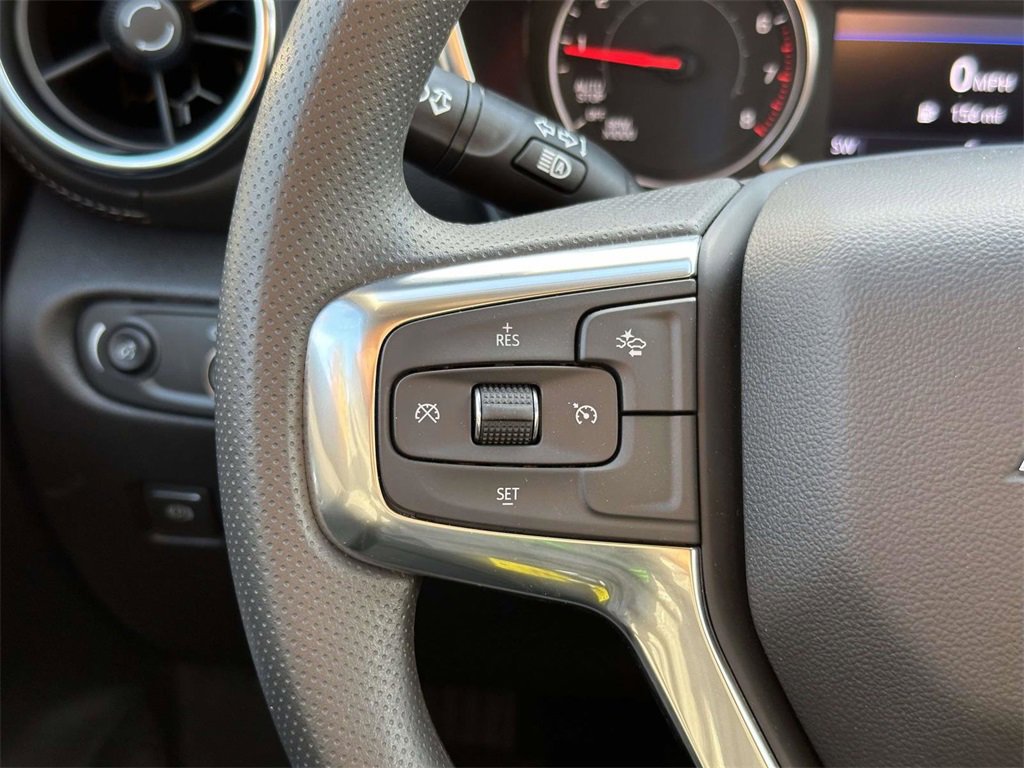 New 2025 Chevrolet Blazer LT w/ Midnight/Sport Edition image 9