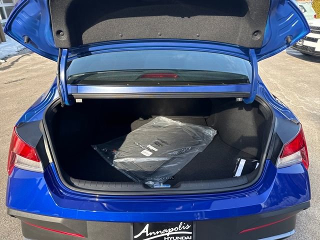 Used 2025 Hyundai Elantra Sport image 23