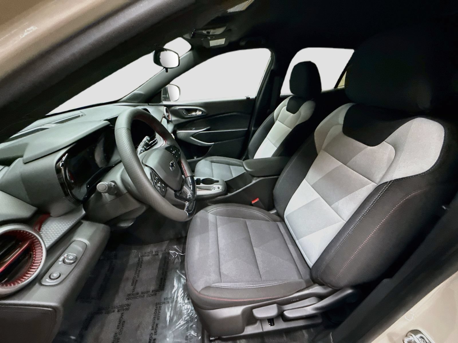 New 2026 Chevrolet Trax RS w/ Driver Confidence Package FWD image 24