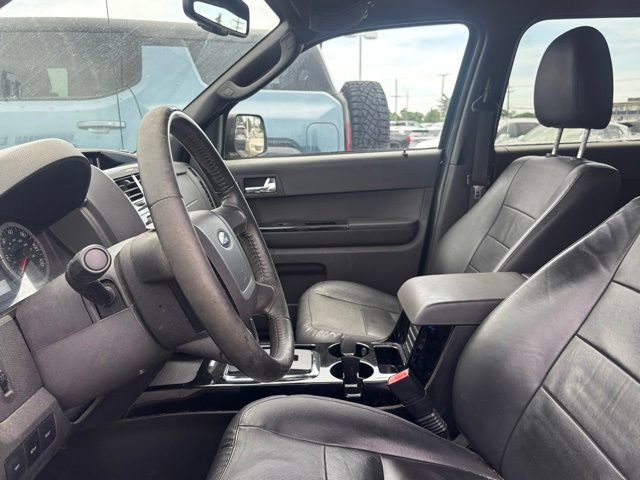 Used 2011 Ford Escape Limited w/ 302A Rapid Spec Order Code FWD image 11