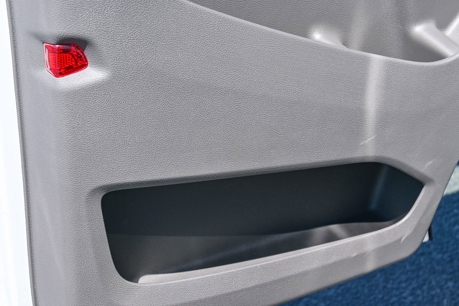 New 2025 Ford Transit 250 148 Medium Roof w/ Load Area Protection Package image 24