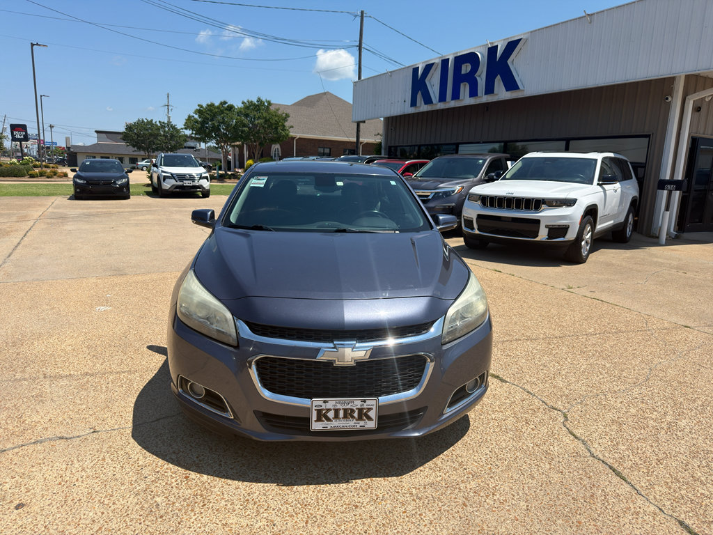 Used 2015 Chevrolet Malibu LT w/ Leather Package FWD image 8
