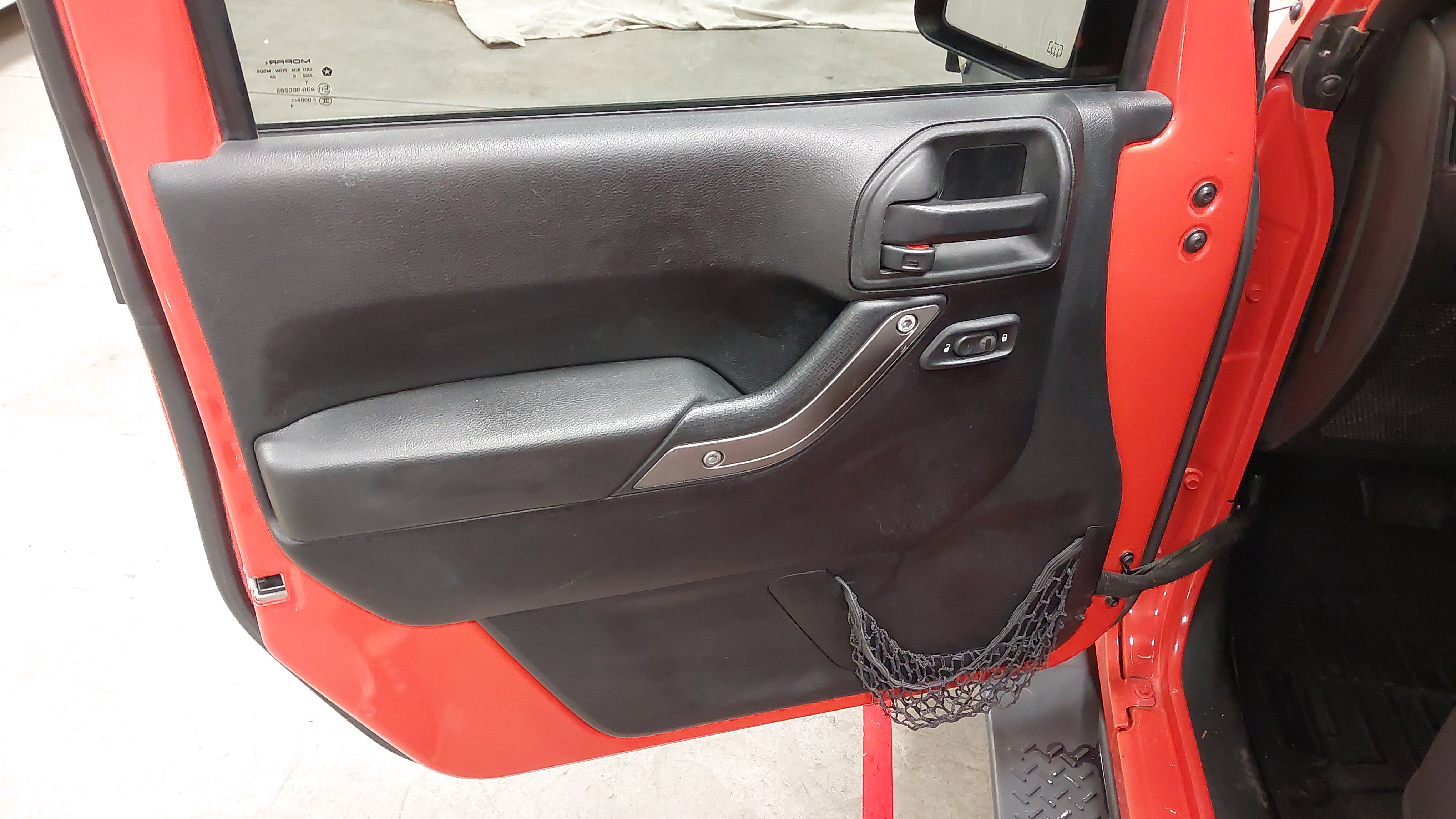Used 2015 Jeep Wrangler Unlimited Sport w/ Quick Order Package 24S AWD/4WD image 24