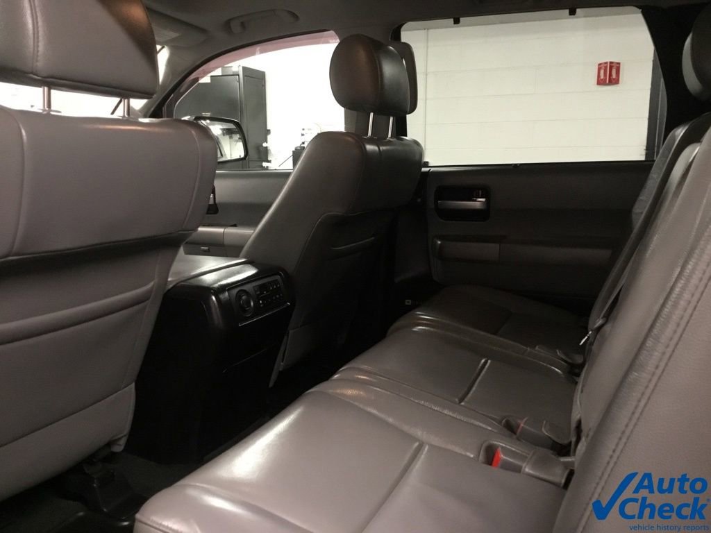Used 2016 Toyota Sequoia Limited w/ Safety & Convenience Package image 40