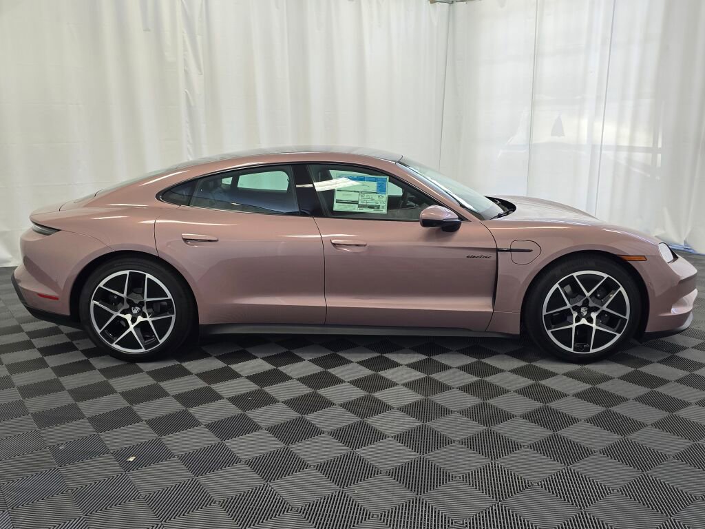 New 2025 Porsche Taycan image 8