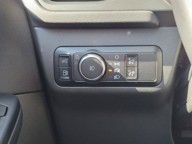 Used 2023 Ford Escape SE FWD image 12