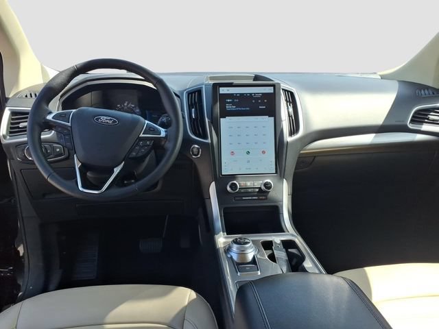 Used 2024 Ford Edge SEL AWD/4WD image 12