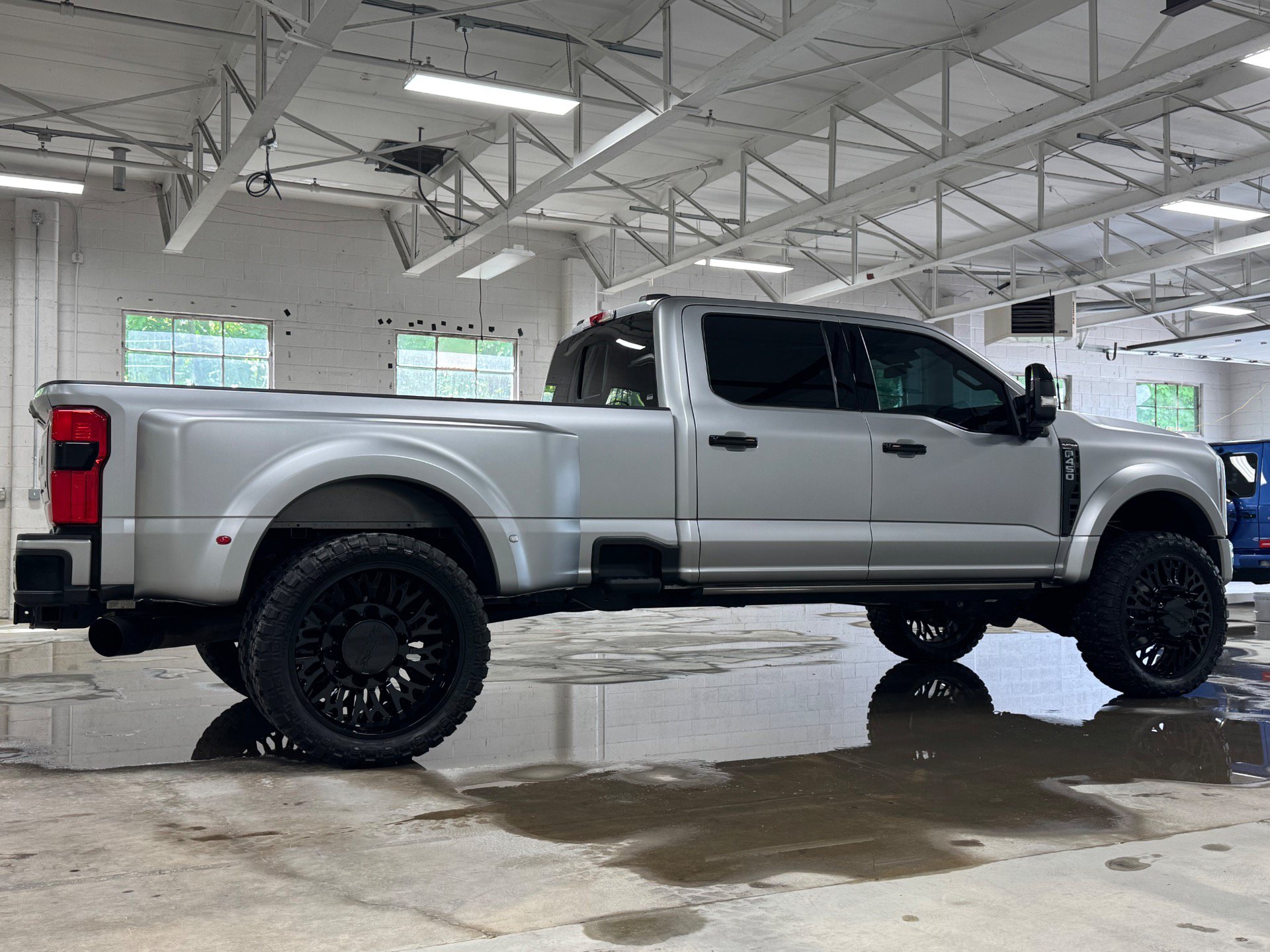 Used 2024 Ford F450 Platinum w/ Camper Package AWD/4WD image 43