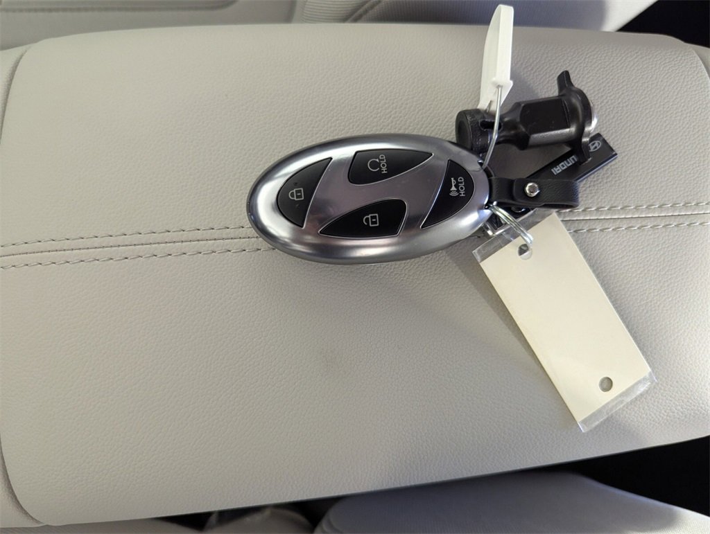 Certified 2025 Hyundai Tucson SE image 29