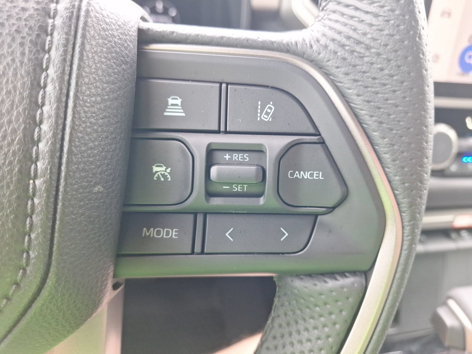 Used 2026 Toyota Tundra Limited AWD/4WD image 21