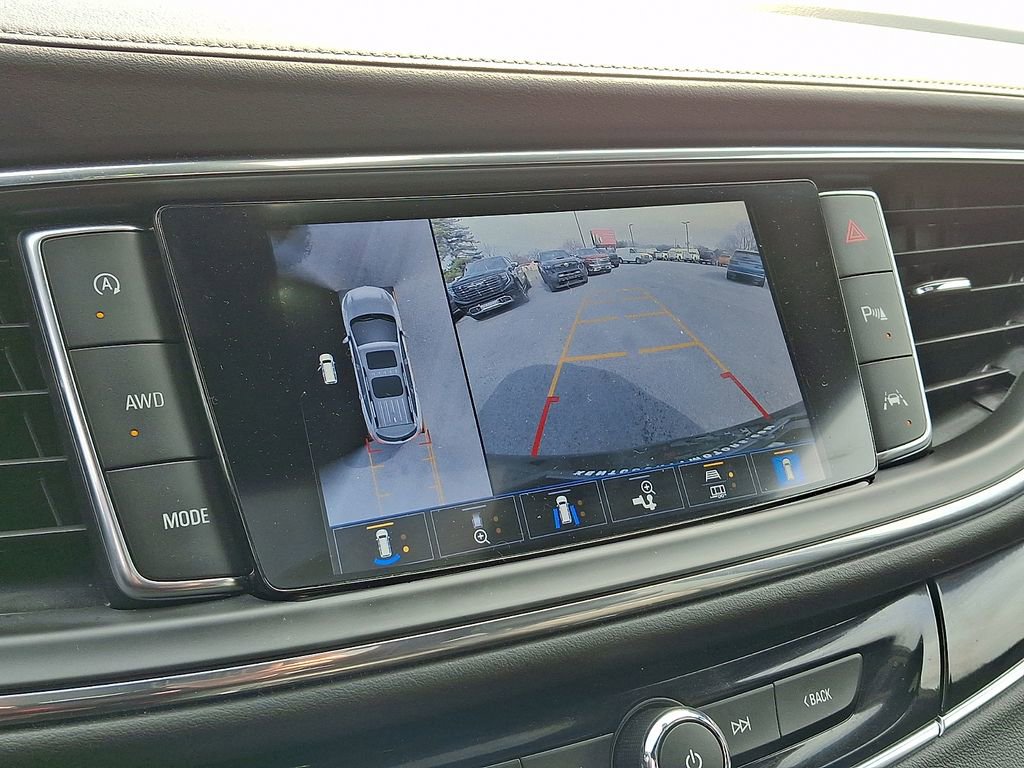 Used 2024 Buick Enclave Avenir w/ Avenir Technology Package image 20