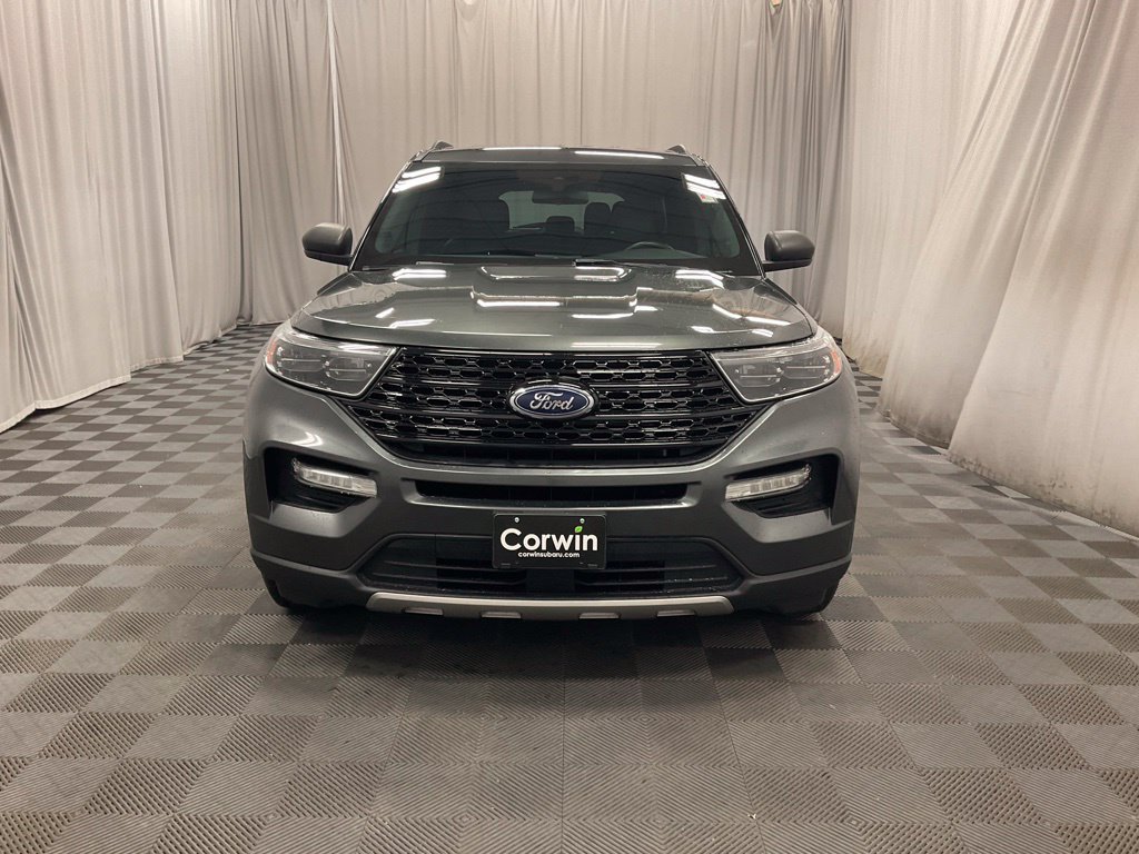 Used 2020 Ford Explorer XLT w/ Equipment Group 202A AWD/4WD image 5