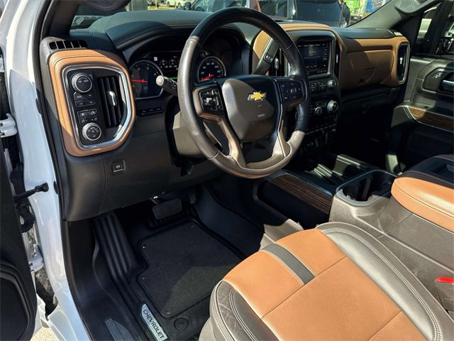 Used 2021 Chevrolet Silverado 3500 High Country image 27