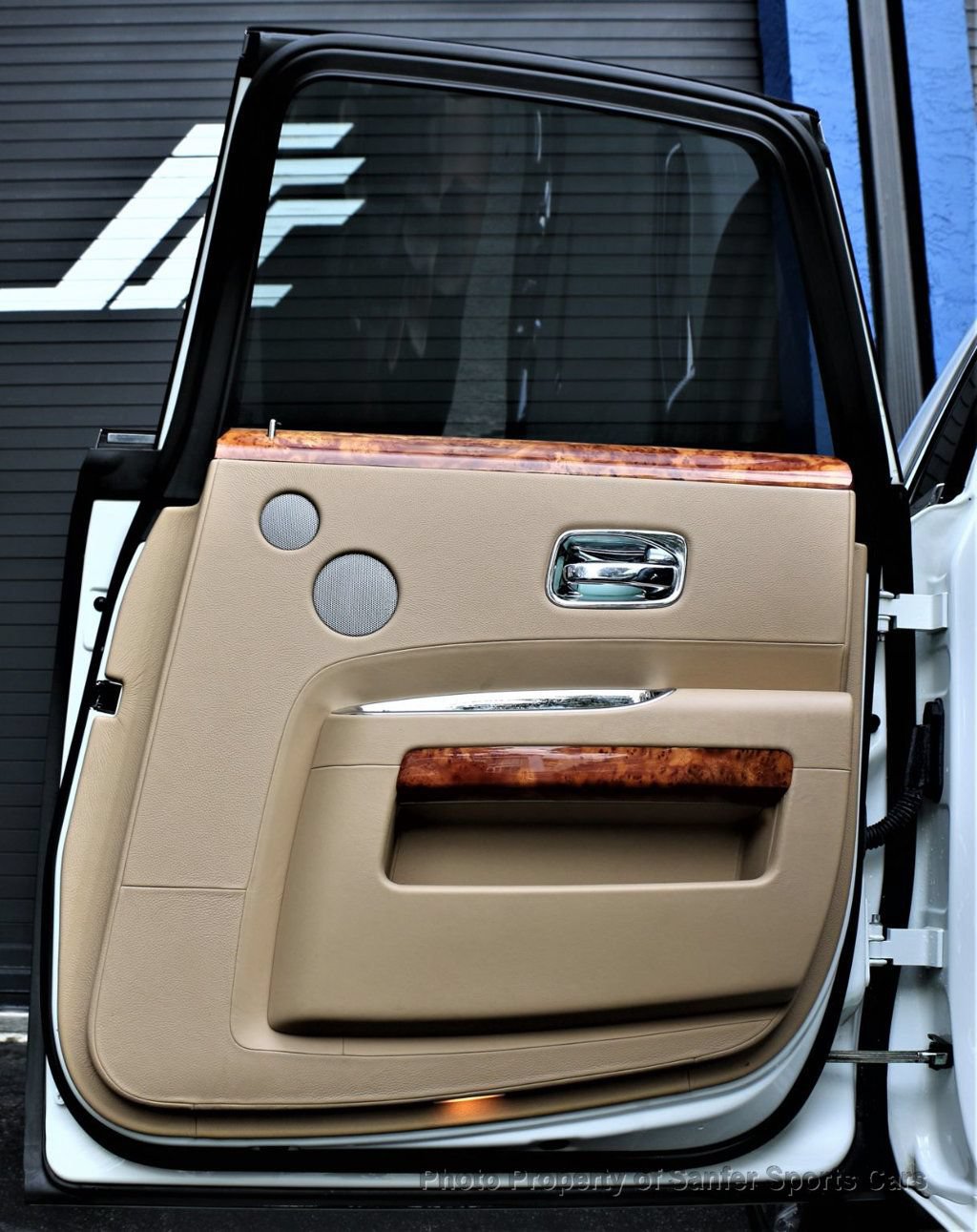 Used 2010 Rolls-Royce Ghost RWD image 20