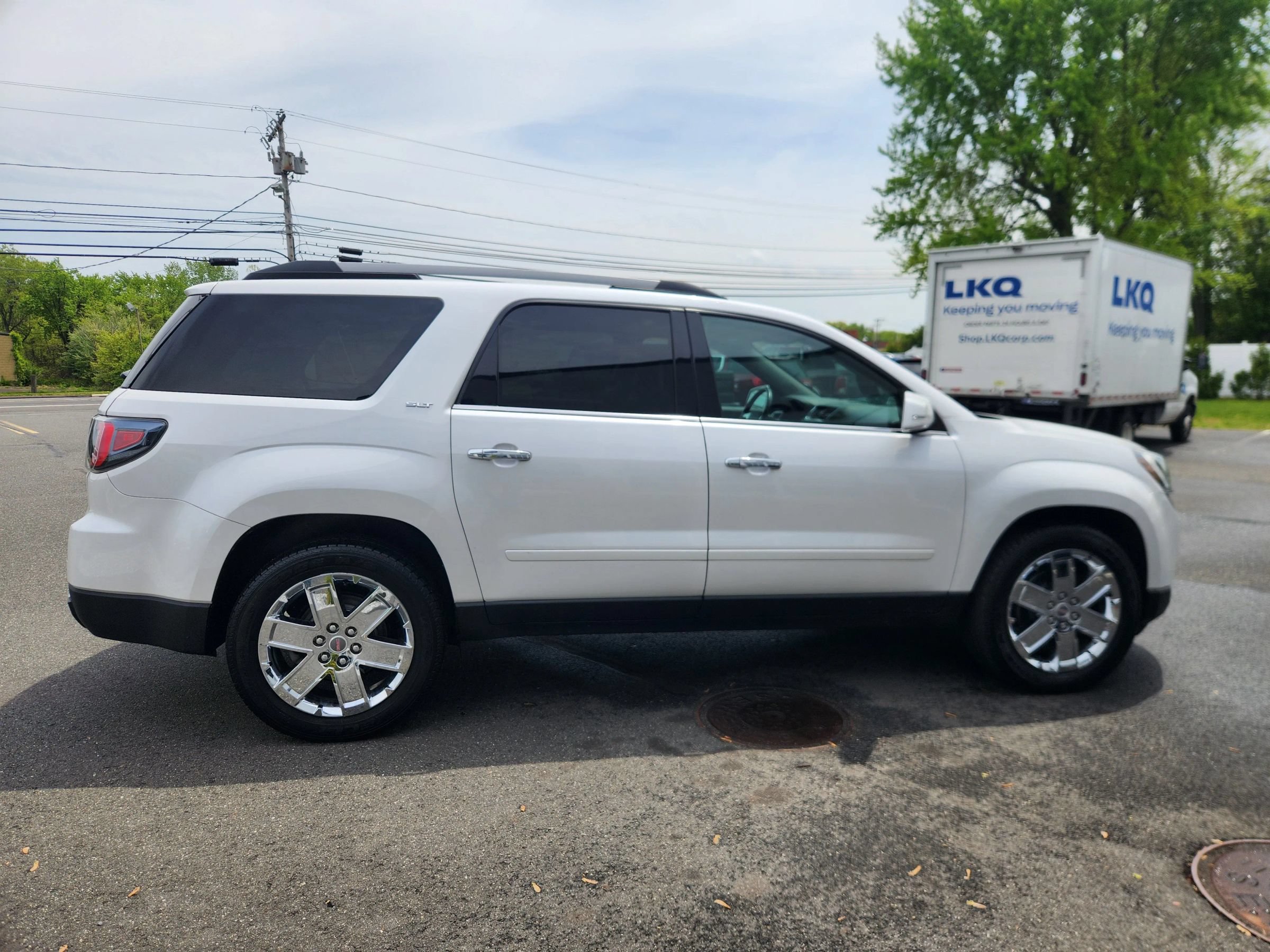 Used 2017 GMC Acadia Limited SLT AWD/4WD image 18