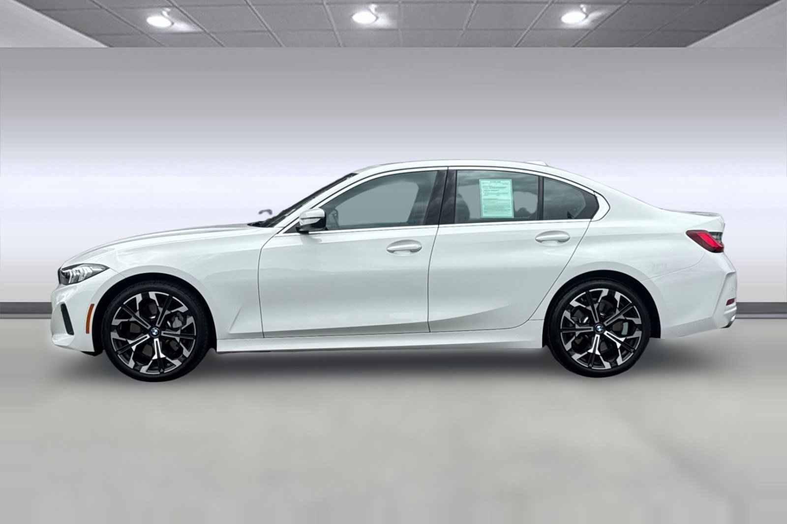 Certified 2025 BMW 330i Sedan w/ Convenience Package RWD image 2