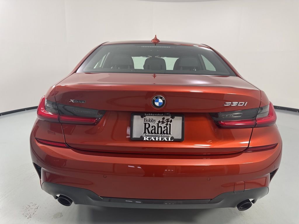 Used 2021 BMW 330i xDrive Sedan w/ M Sport Package AWD/4WD image 6