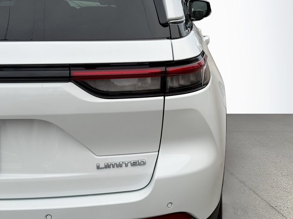 New 2026 Jeep Grand Cherokee Limited AWD/4WD image 11