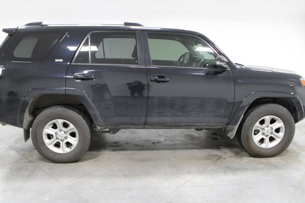 Used 2023 Toyota 4Runner SR5 Premium w/ Moonroof Package image 11