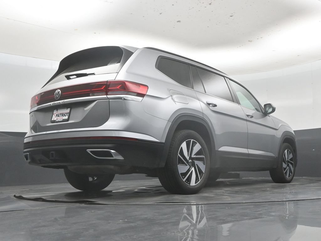 Used 2025 Volkswagen Atlas SE FWD image 45