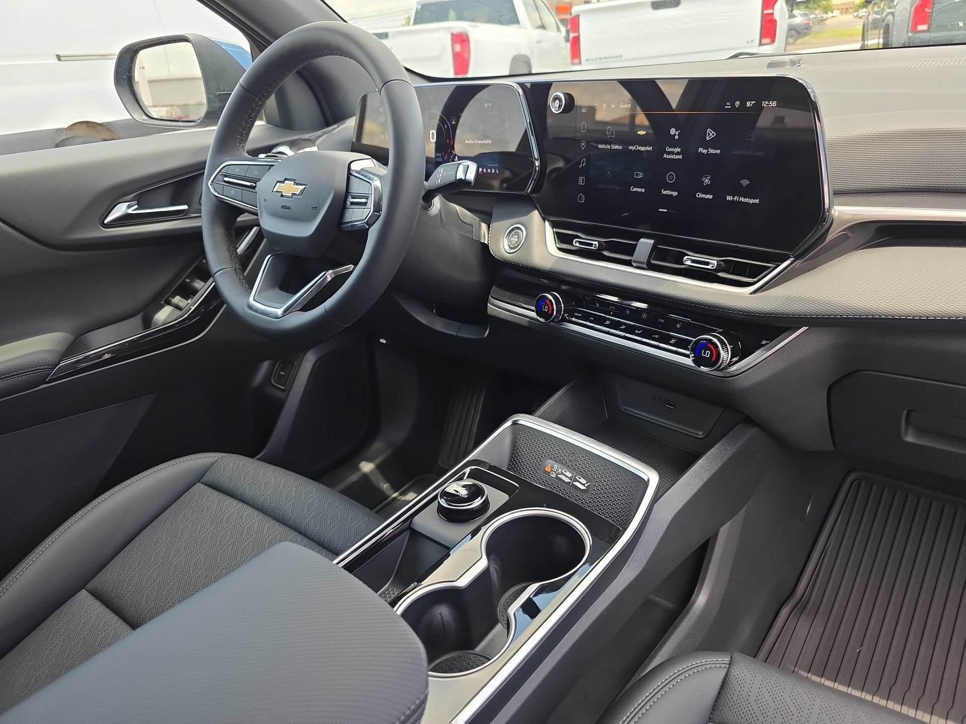 New 2026 Chevrolet Equinox LT w/ Convenience Package II FWD image 16