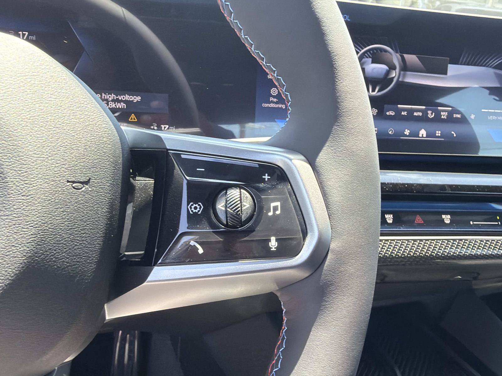 New 2026 BMW i5 M60 w/ Premium Package AWD/4WD image 17