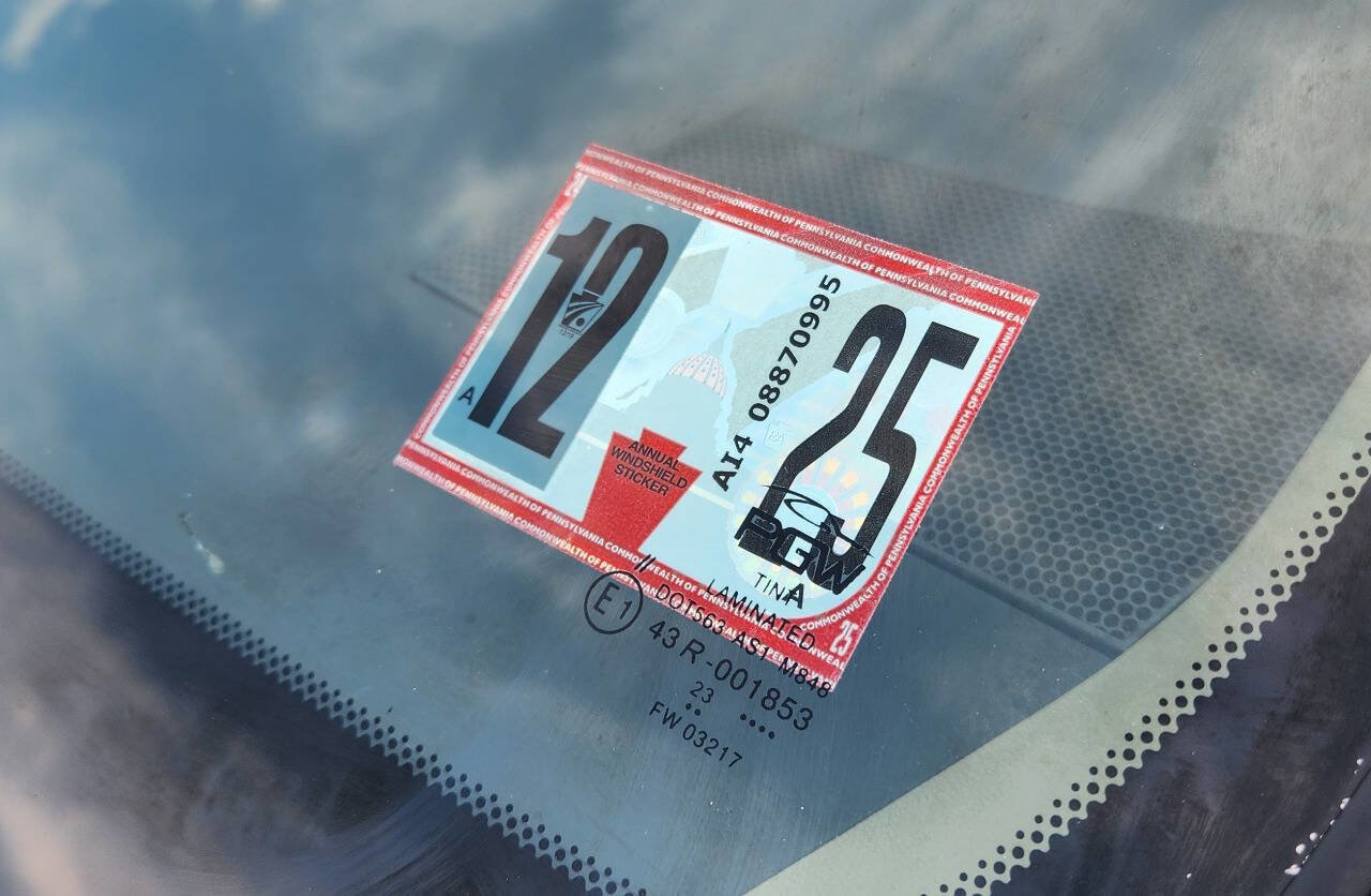 Used 2011 Toyota Tundra 4x4 Double Cab image 40