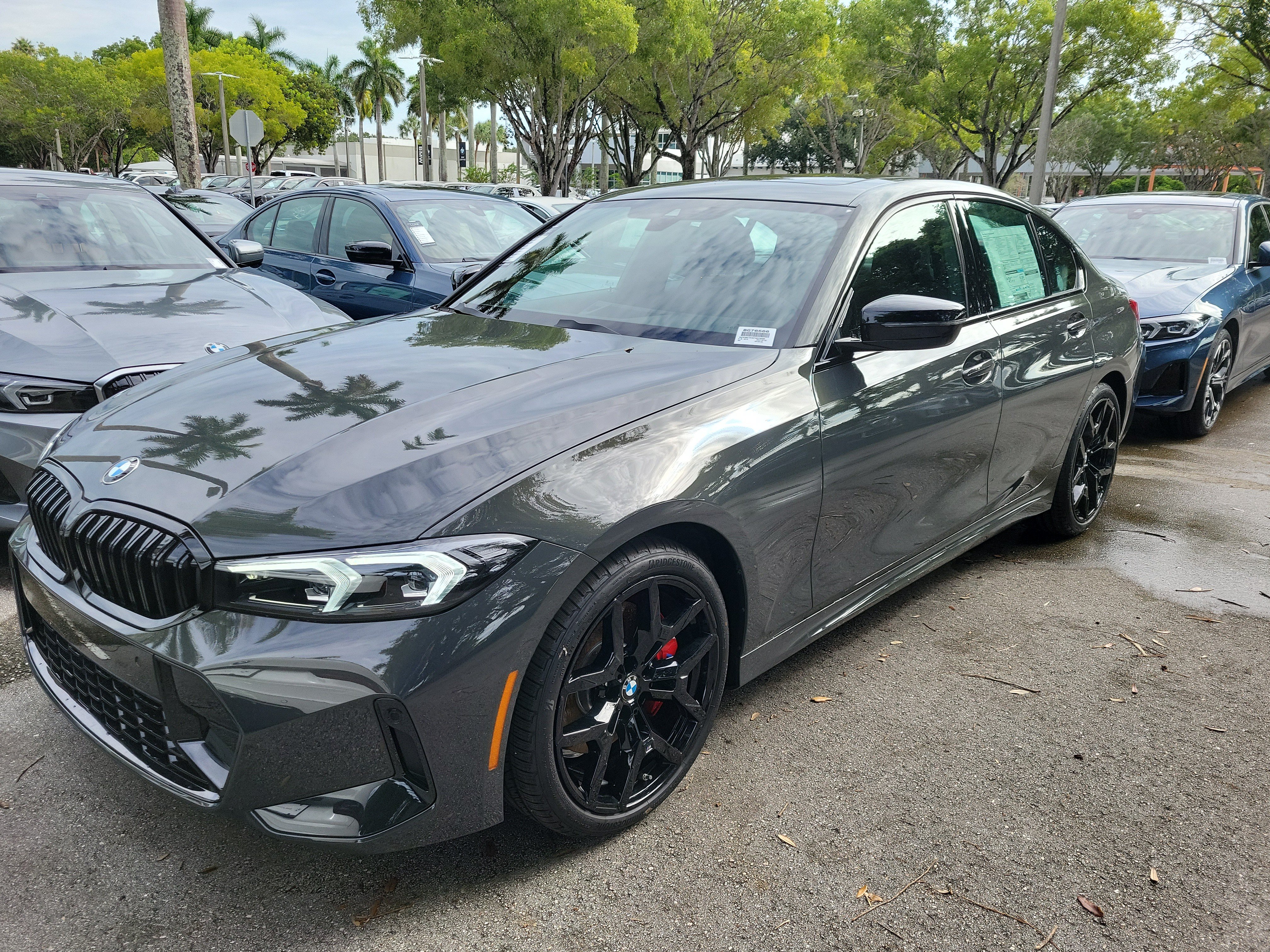 New 2026 BMW 330i Sedan w/ M Sport Package RWD image 2