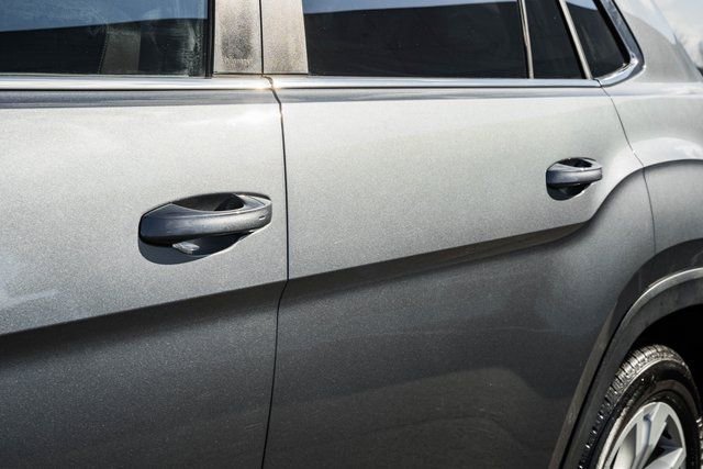 Used 2021 Volkswagen Atlas Cross Sport SEL image 18