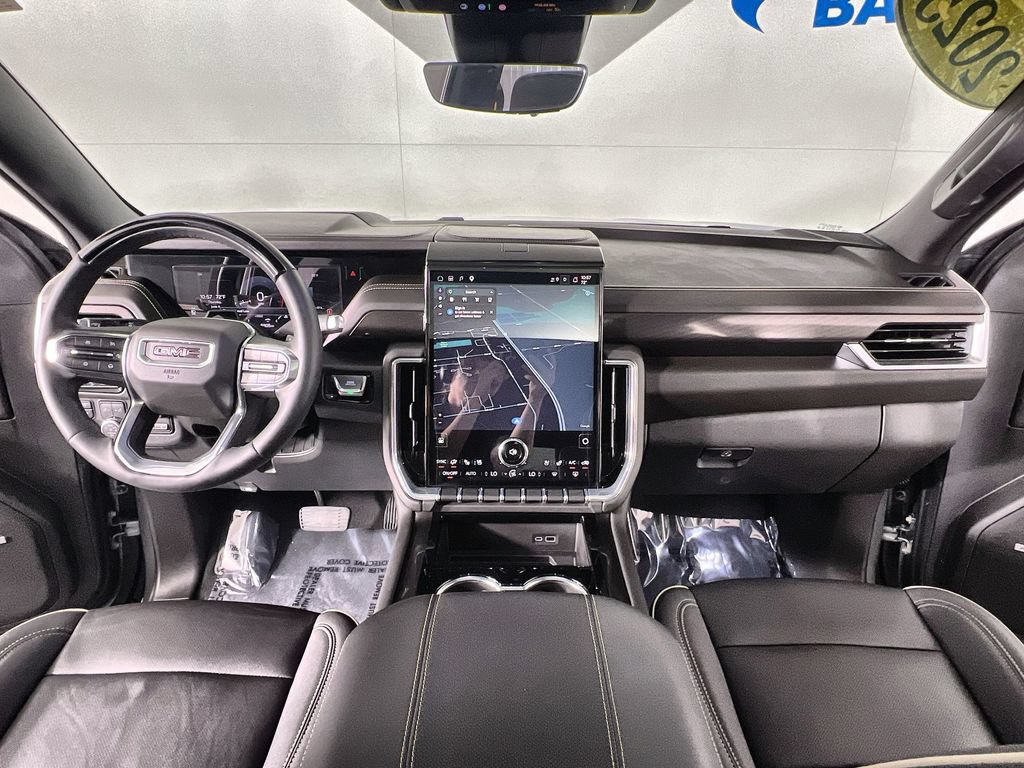 Used 2025 GMC Yukon Elevation w/ Elevation Premium Package AWD/4WD image 22