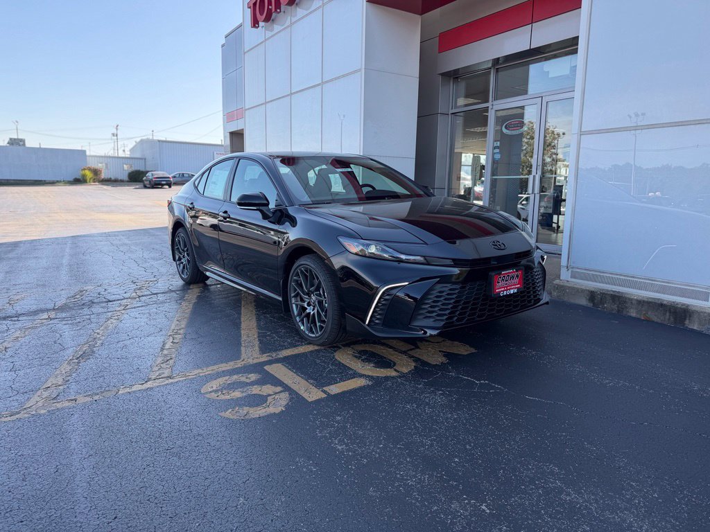 New 2026 Toyota Camry SE AWD/4WD image 3