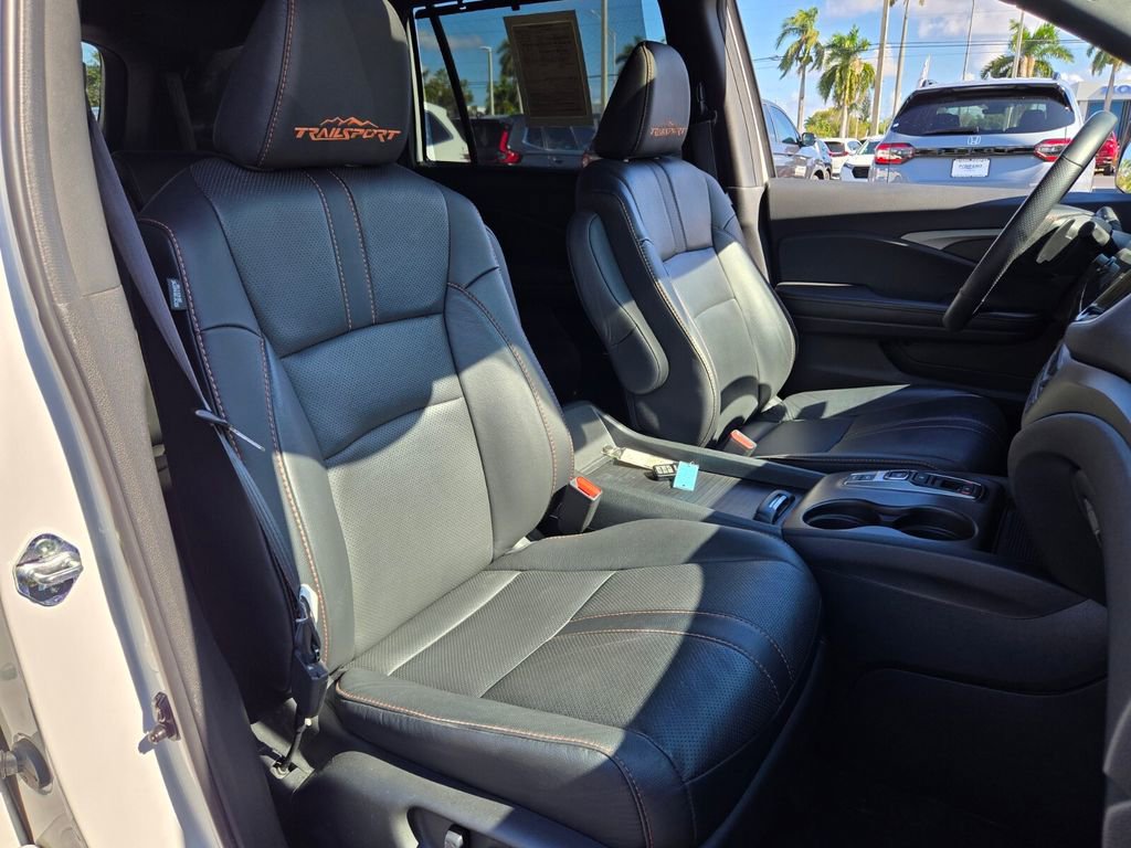 Used 2022 Honda Pilot TrailSport image 20