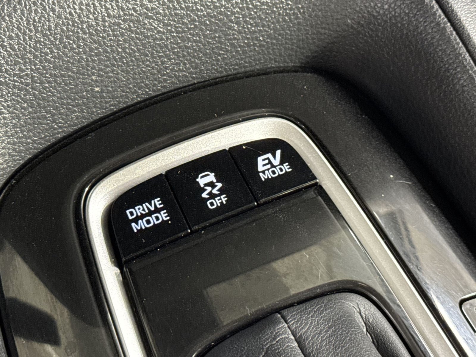 Used 2022 Toyota Corolla LE FWD image 43