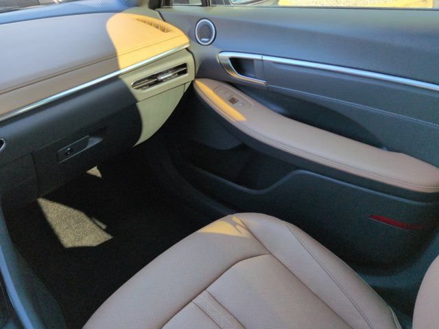 Certified 2023 Hyundai Sonata Limited w/ Cargo Package FWD image 16