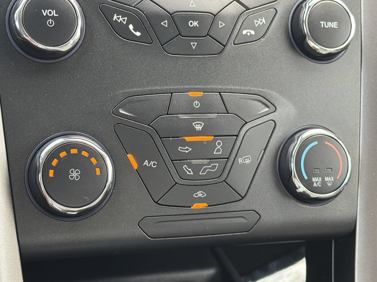 Used 2019 Ford Fusion S FWD image 22
