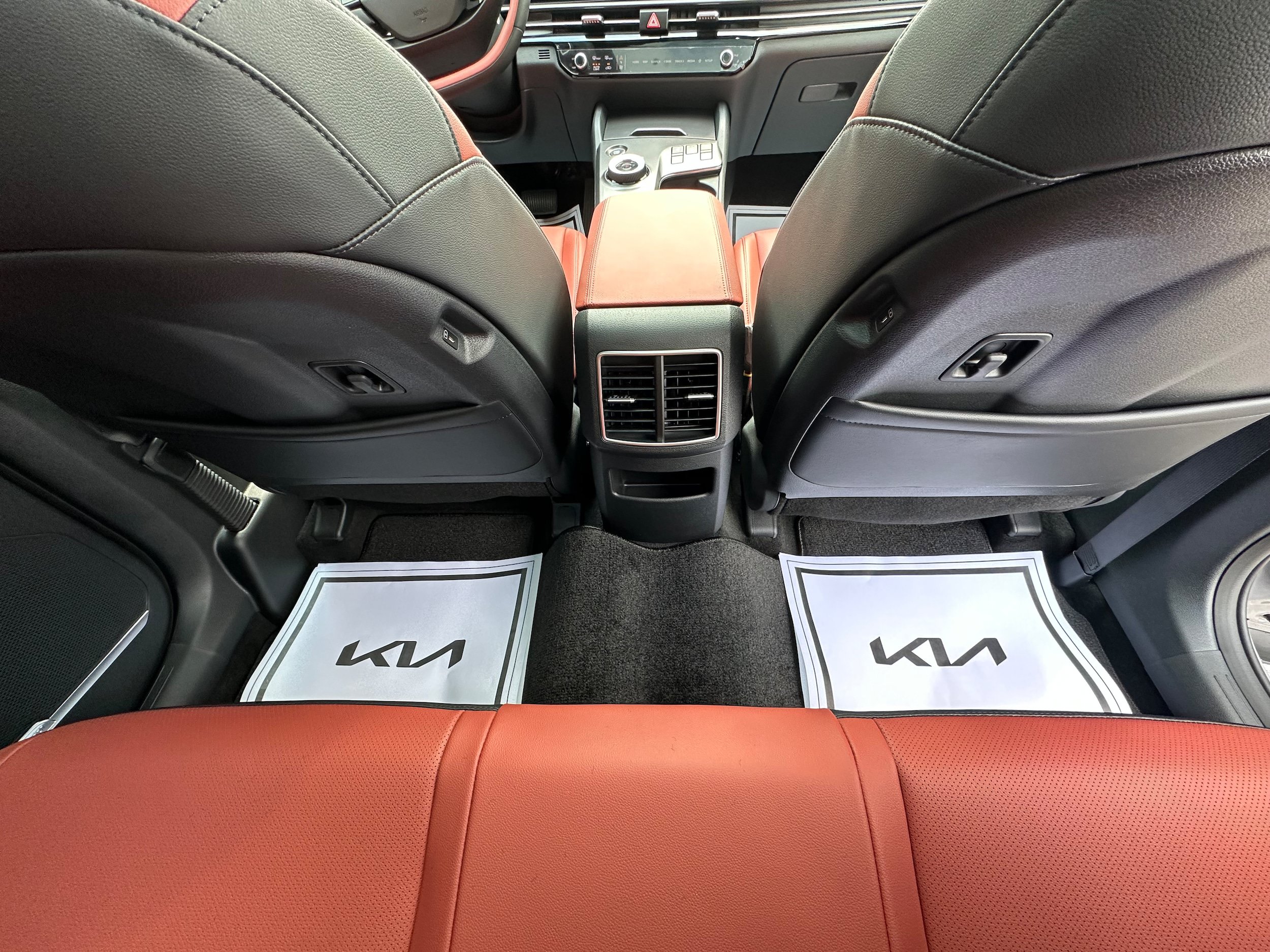 New 2027 Kia Sportage SX Prestige AWD/4WD image 15