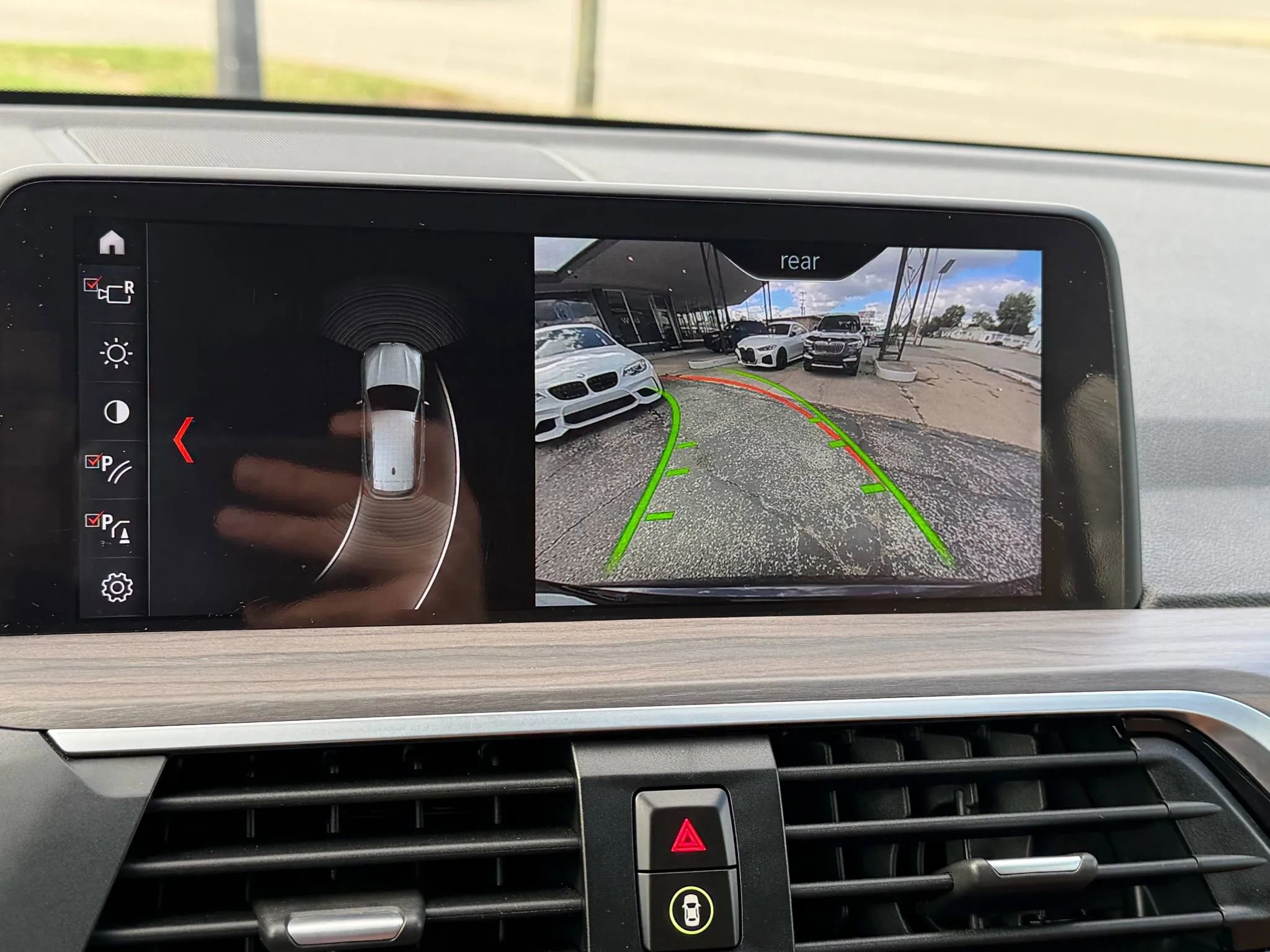 Used 2018 BMW X3 M40i w/ Premium Package Essential image 25